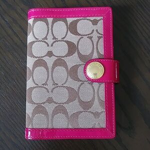 Coach Wallet/Address Book